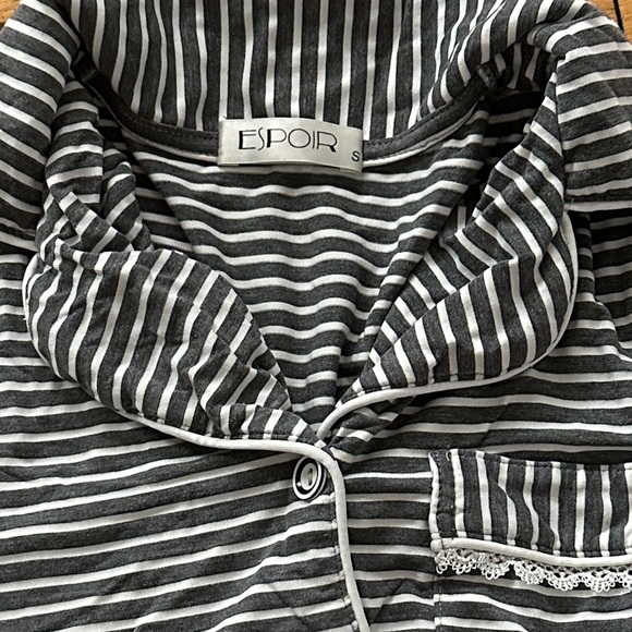 Women's striped pajamas - Picture 2 of 7